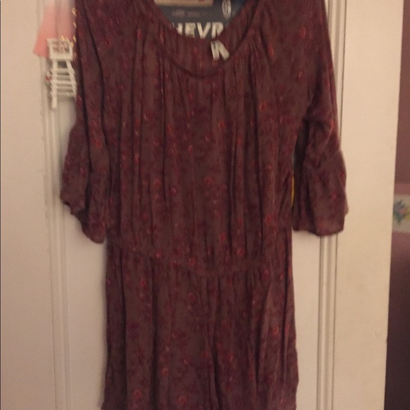 Romper - Picture 2 of 2